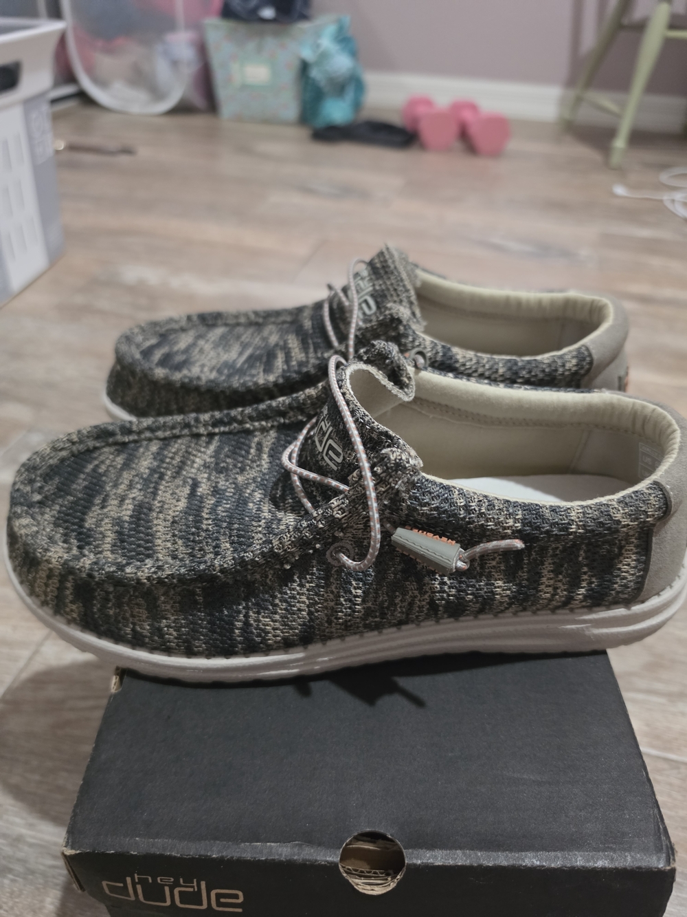Hey Dude Mens Wally Sox Woodland Camo Slip-On Knit Sneakers Size 8 Like New